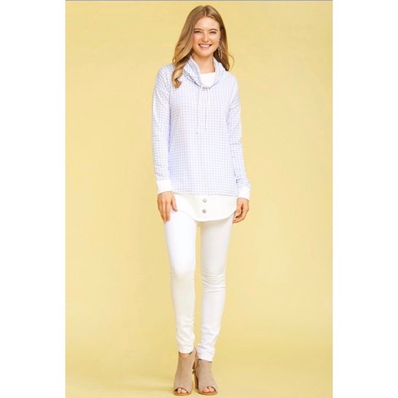 🛍Gorgeous Plaid Top! - Picture 3 of 6